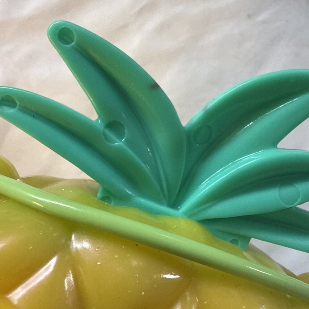 Mattel Polly Pocket Tropicool Pineapple Wearable Purse Compact 2020 - Picture 10 of 10